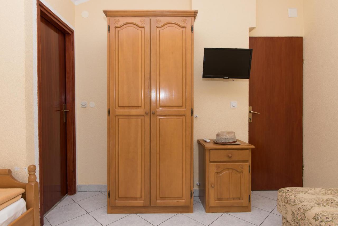 Topic Apartments Vodice Eksteriør bilde