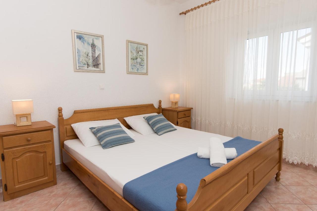Topic Apartments Vodice Eksteriør bilde