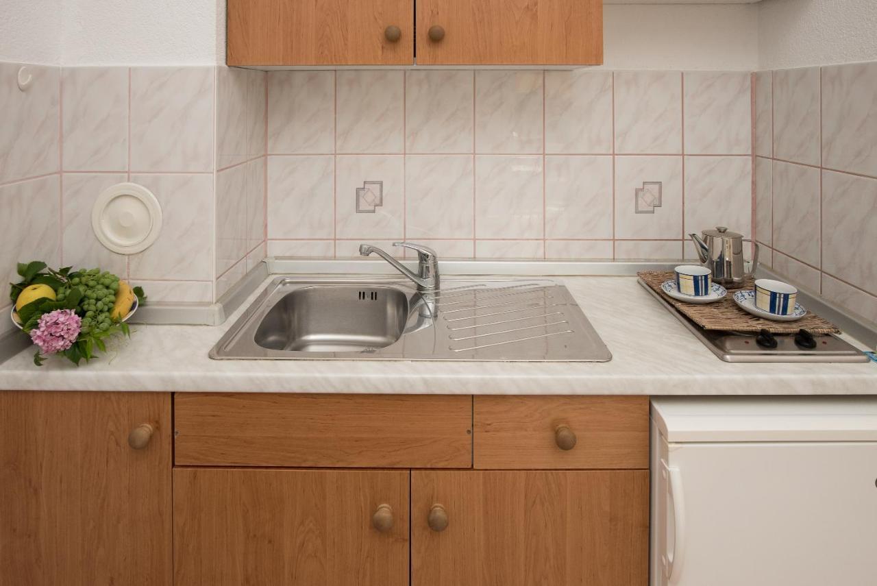 Topic Apartments Vodice Eksteriør bilde