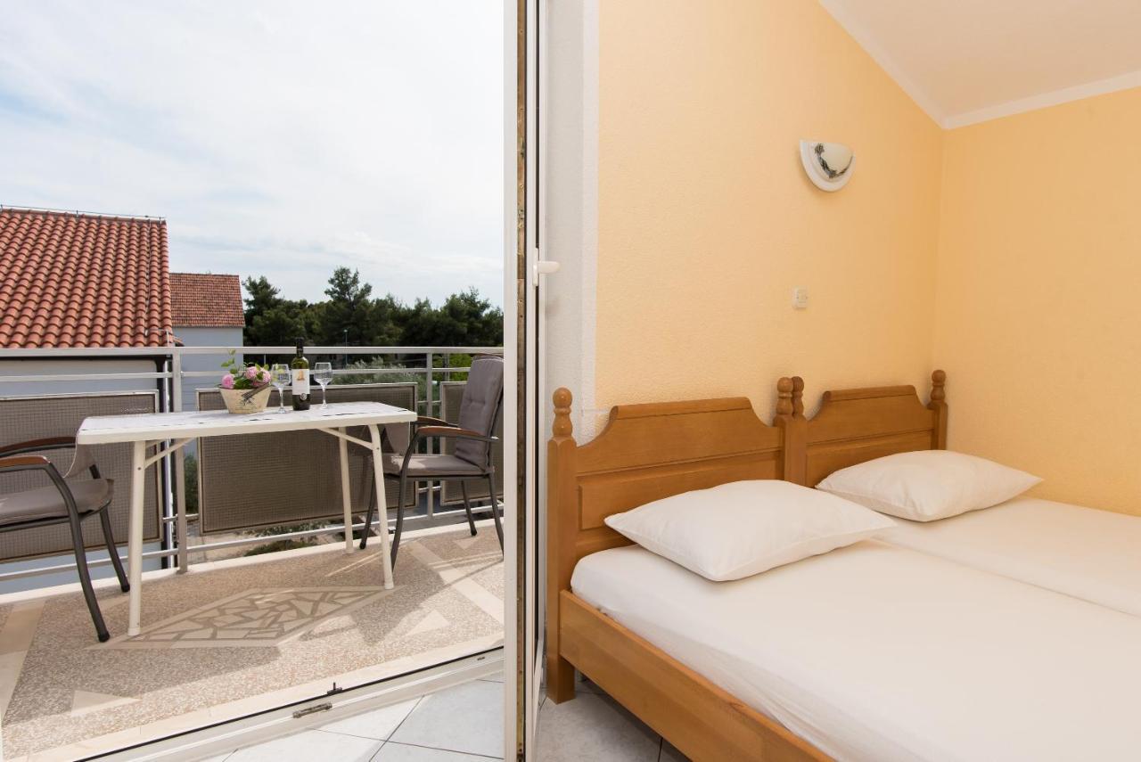 Topic Apartments Vodice Eksteriør bilde