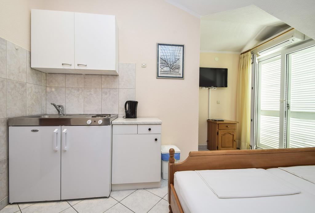 Topic Apartments Vodice Eksteriør bilde